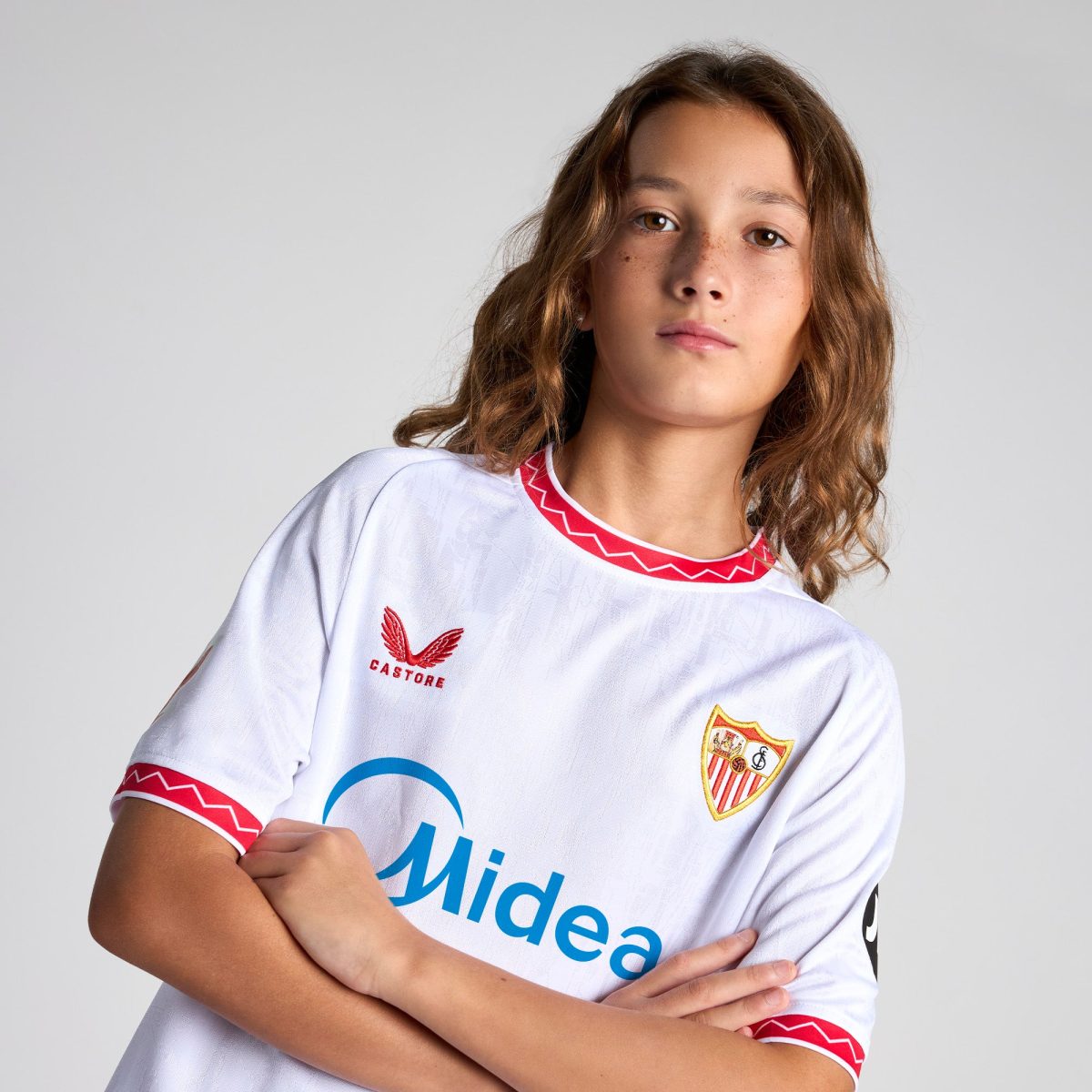 Sevilla Fan Shop – weißes erstlingsshirt für kinder 2425 Kollektion – Exklusive Artikel für Sevilla-Fans Kollektion für Fans